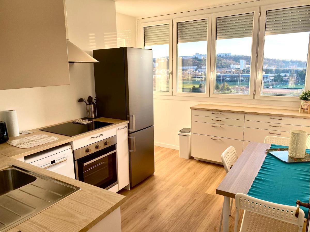 Bergson Top - Appart 80M2, 2 Grandes Chambres, Entierement Renovee Et Equipee, Lumineux, Wifi, Balcon, Calme, Vue Imprenable Сент-Етьєн Екстер'єр фото
